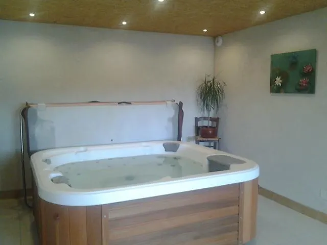 Holiday home Au Nid D'Hirondelles Villa Saint-Andre-de-Chalencon France