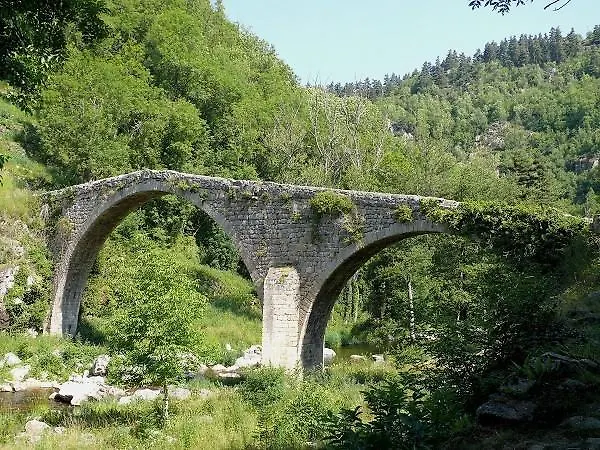 Holiday home Au Nid D'Hirondelles Villa Saint-Andre-de-Chalencon